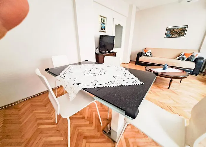 Spacious&bright - Dirim House *