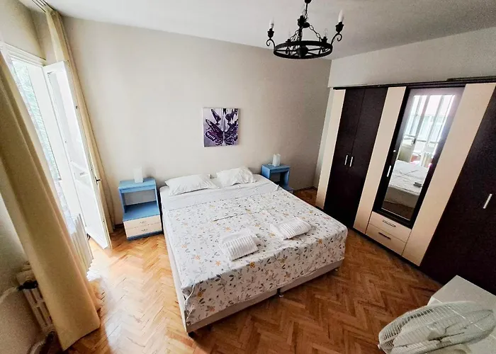 Spacious And Bright - Dirim House Appartamento